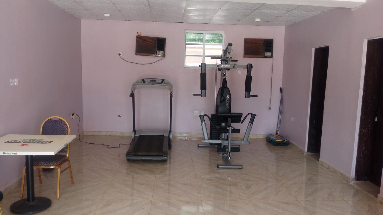 Grand Capital Hotel Akure Exteriör bild