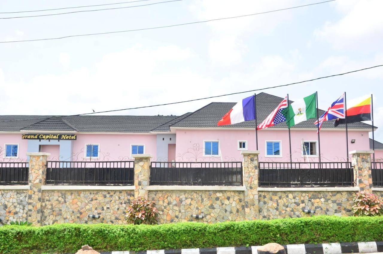 Grand Capital Hotel Akure Exteriör bild